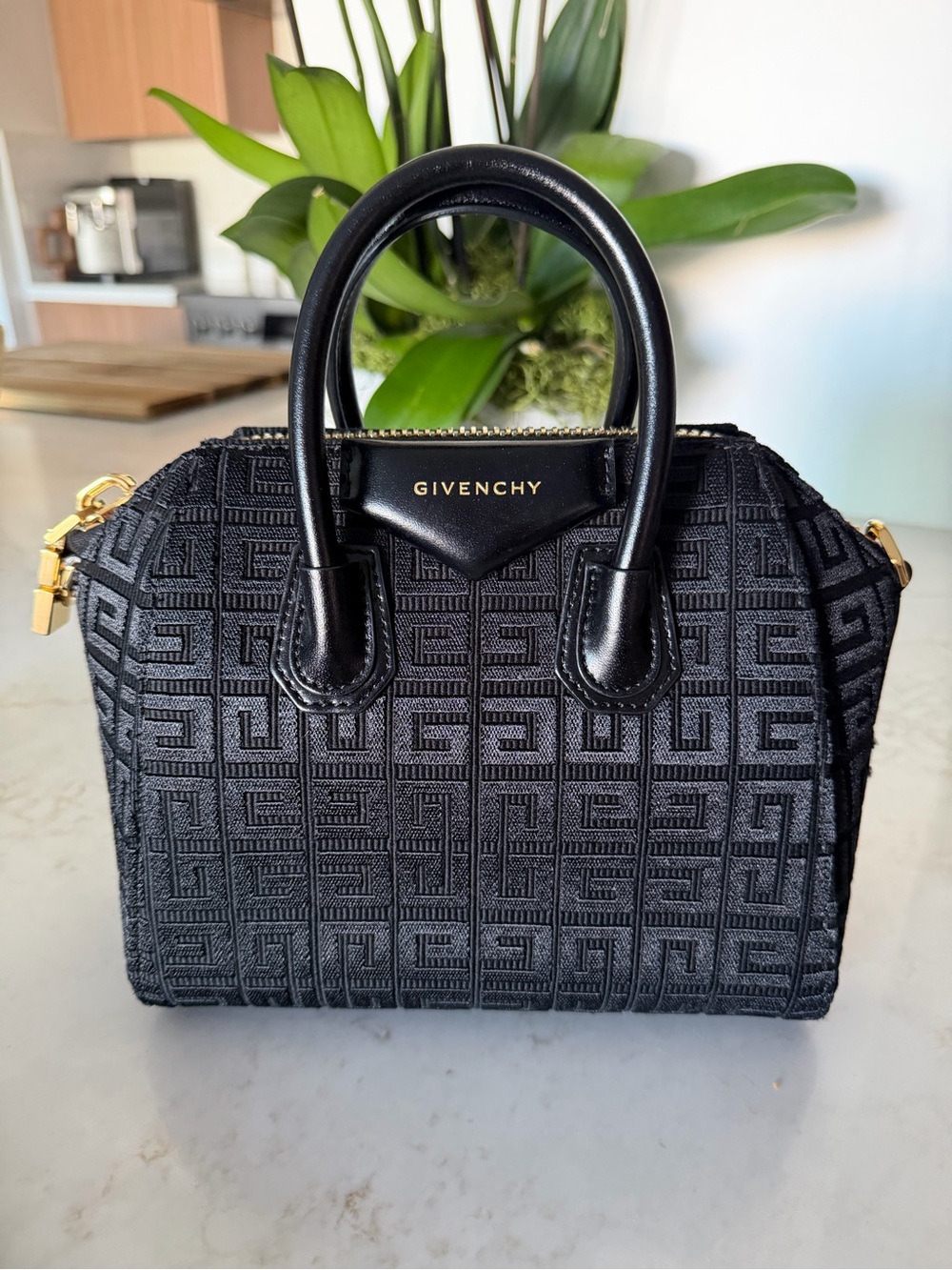 Givenchy Antigona